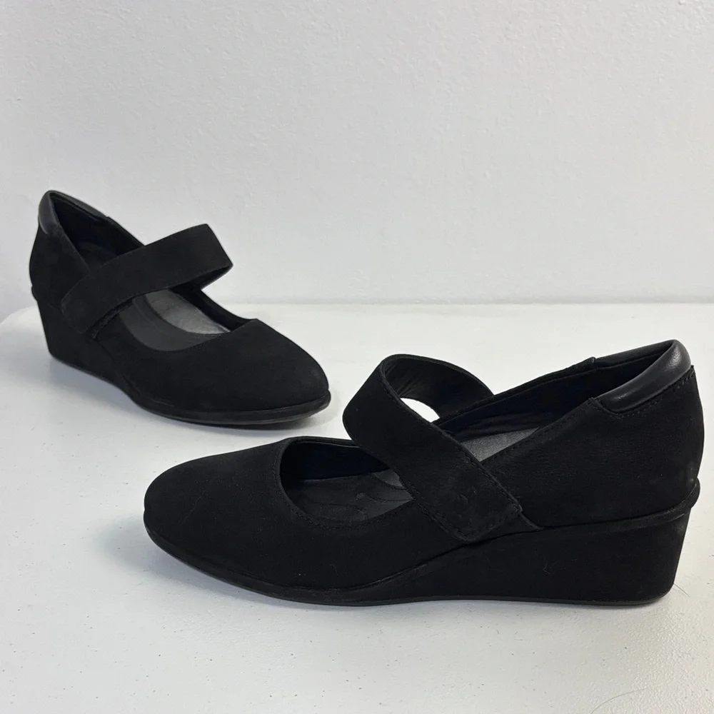 Nurture by Lamaze Black Suede Leather Mary Jane Wedge Shoes‎ 9 Career Minimalist